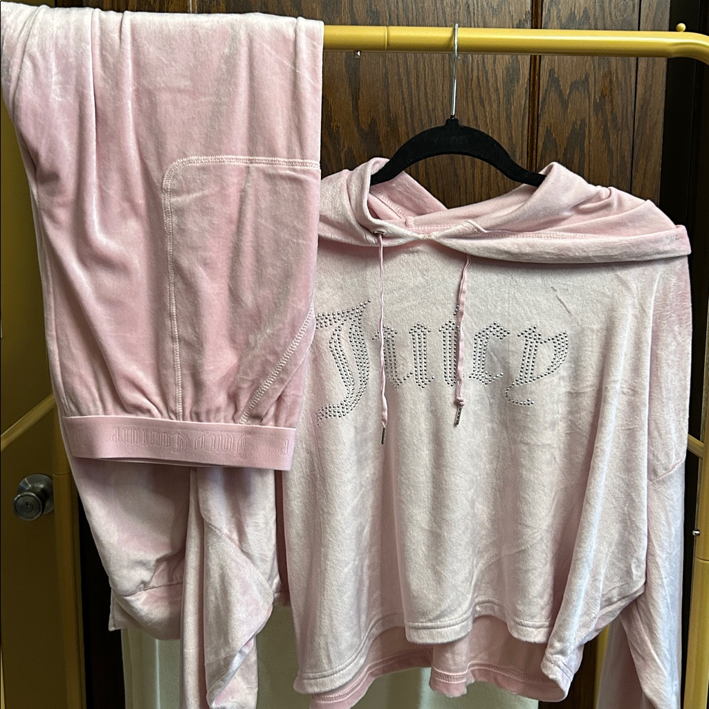Juicy Couture Light Pink Cropped Hoodie And Pants